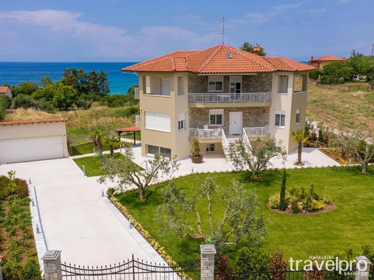 Villa Zeria By Rentalspro - Nea Potidaia Halkidiki Nea Poteidaia 0*,